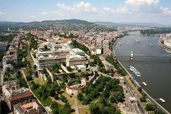 Duguláselhárítás az 1. kerületben, Budavár területén